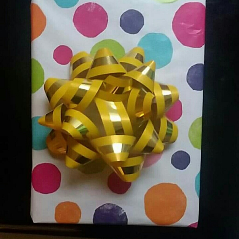 🎁Custom Gift Wrapping with Every Purchase💖🎁 - Picture 3 of 10